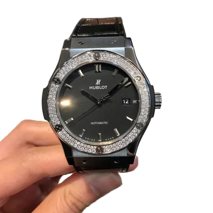 Classic Fusion Titanium Diamonds 42mm 542.NX.1171.LR.1104