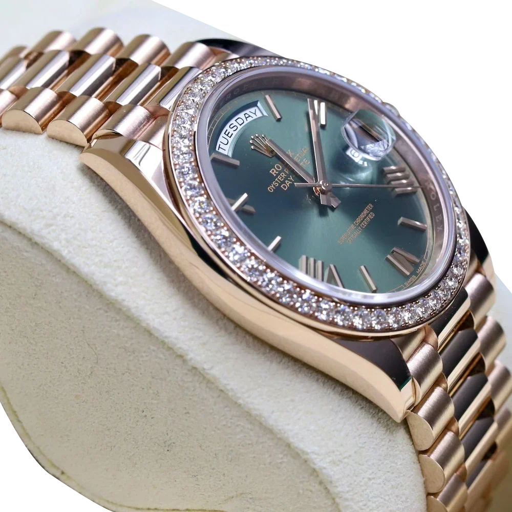 Day-Date President 40mm Everose Gold Olive Green Roman Dial Diamond Bezel - 228345RBR - New 2025