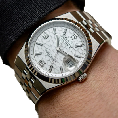 Land-Dweller 40 mm  Oystersteel White Gold M127334-0001